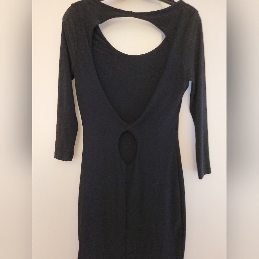 Dress - Picture 2 of 4